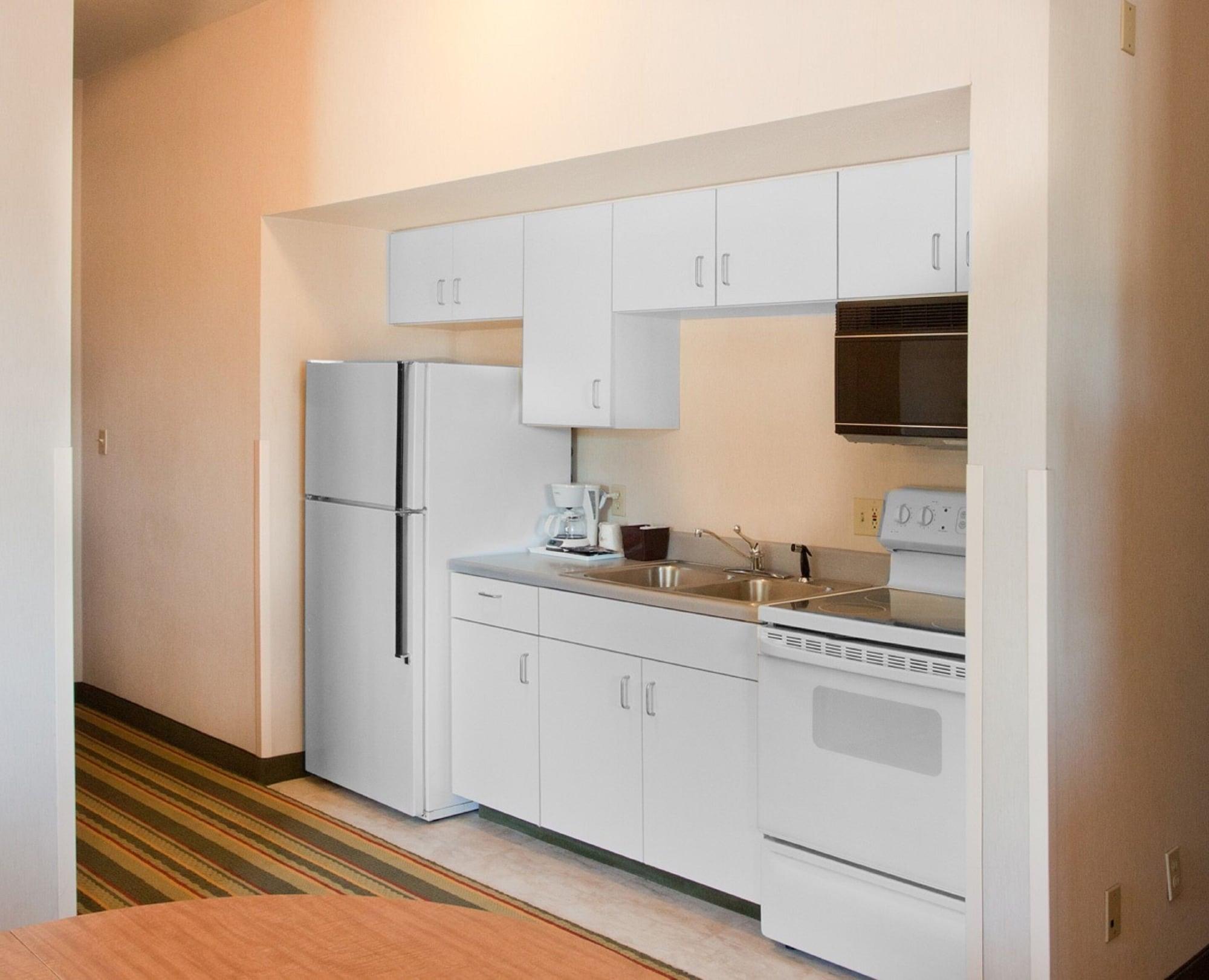 Super 8 By Wyndham Ottawa Starved Rock Hotel Bagian luar foto